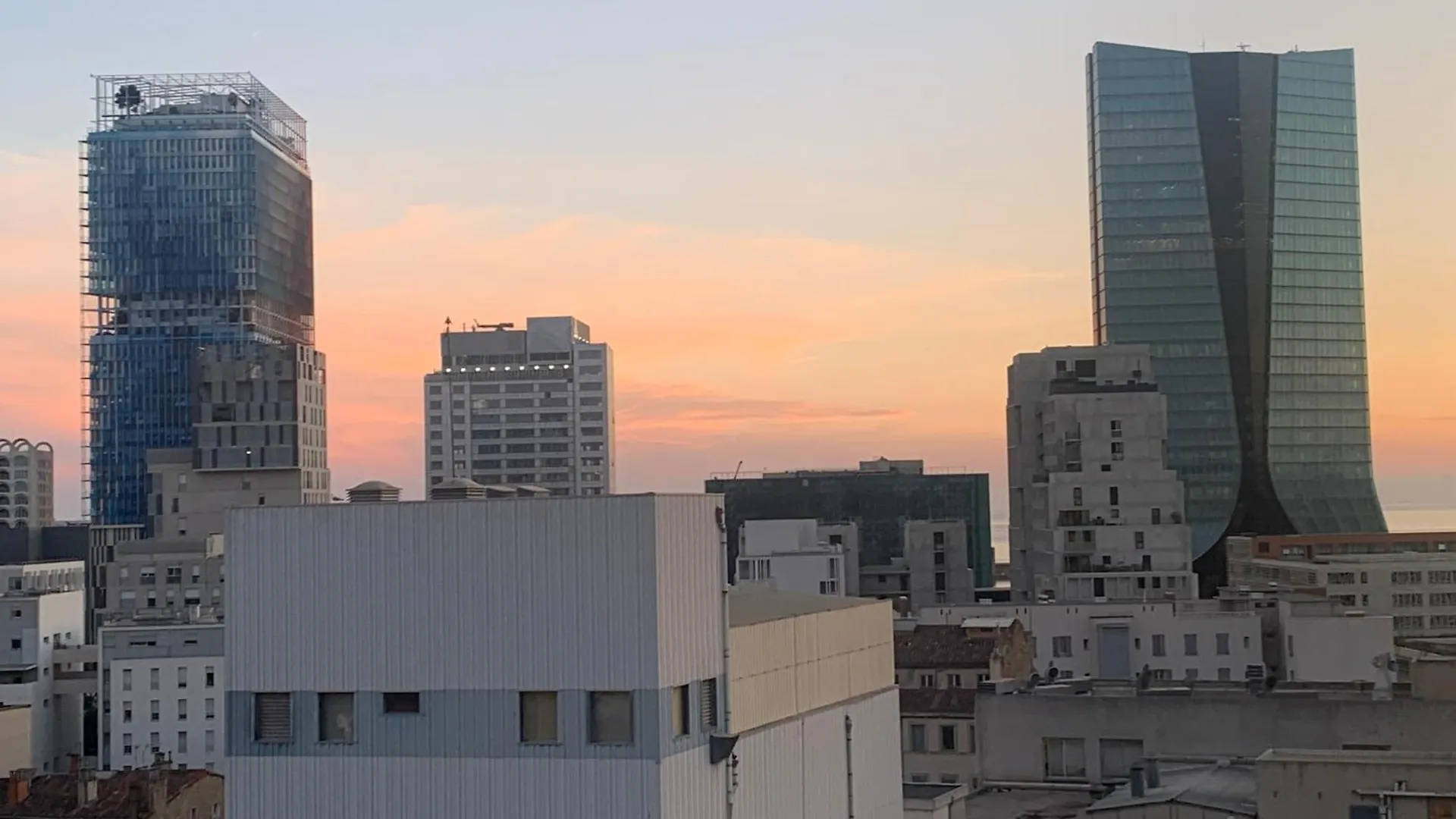 Magnifique T2 Vue Mer Et Jacuzzi 马赛 公寓